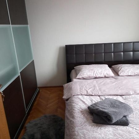 Апартаменти Apartament Relax П'ятра-Нямц Екстер'єр фото
