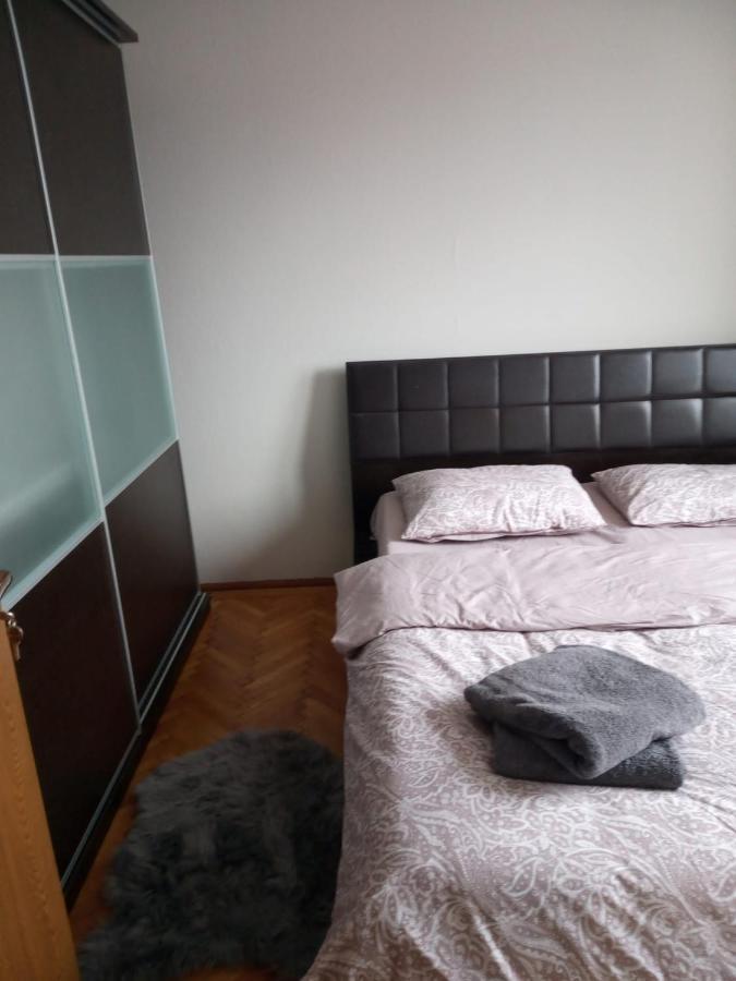 Апартаменти Apartament Relax П'ятра-Нямц Екстер'єр фото