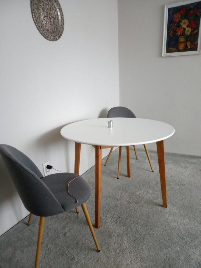 Апартаменти Apartament Relax П'ятра-Нямц Екстер'єр фото